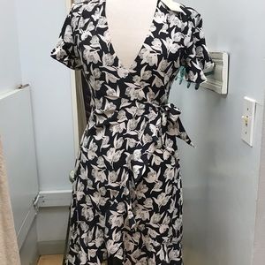 NWT joie wrap dress Sz 0-2